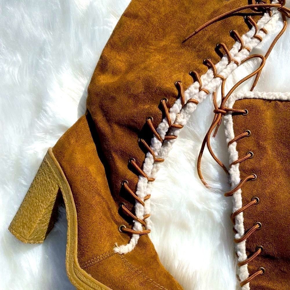 Charles Albert Faux leather Fisherman Core knee-high boots‎ size 8 B25